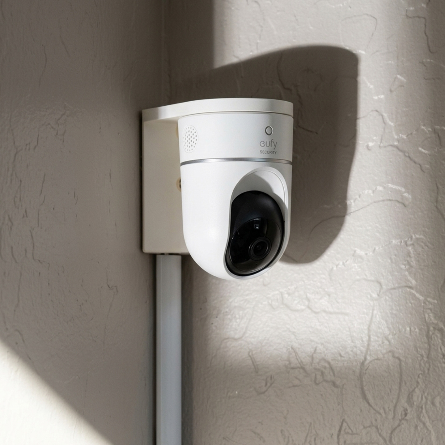Supporto a Parete per Eufy E22 - Eufy Camera E220 recensione e prezzo